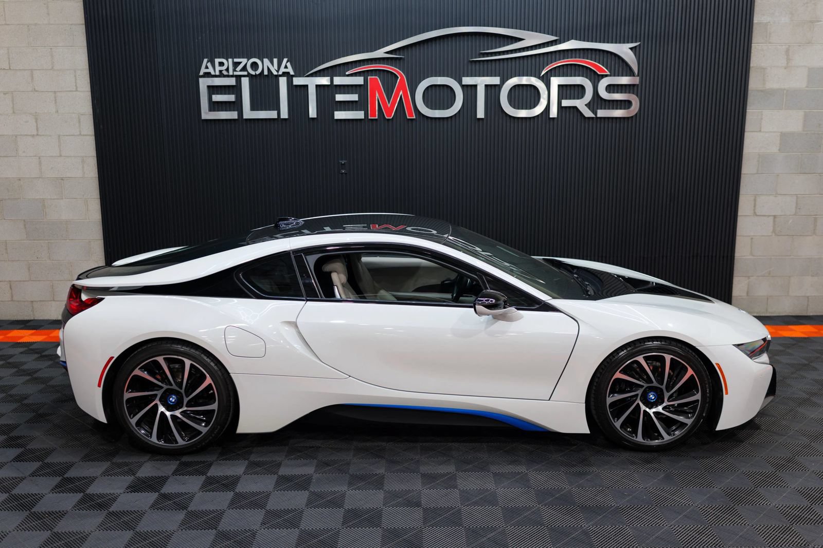 Used 2015 BMW i8 AWD/4WD image 21