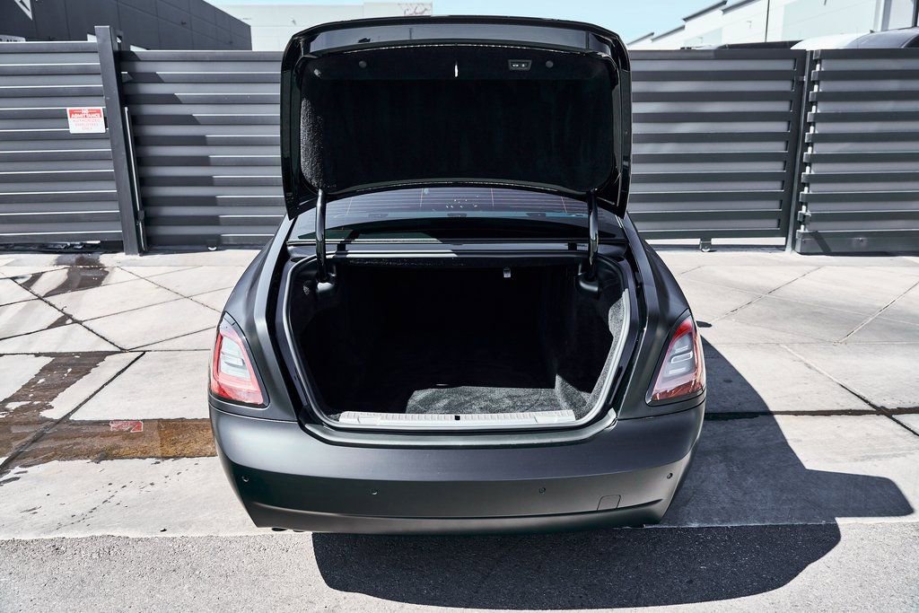 Used 2024 Rolls-Royce Ghost image 18