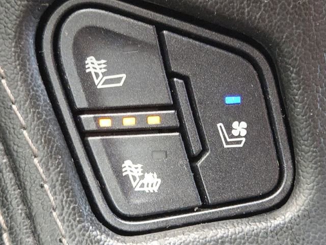 Used 2017 GMC Yukon SLT image 5