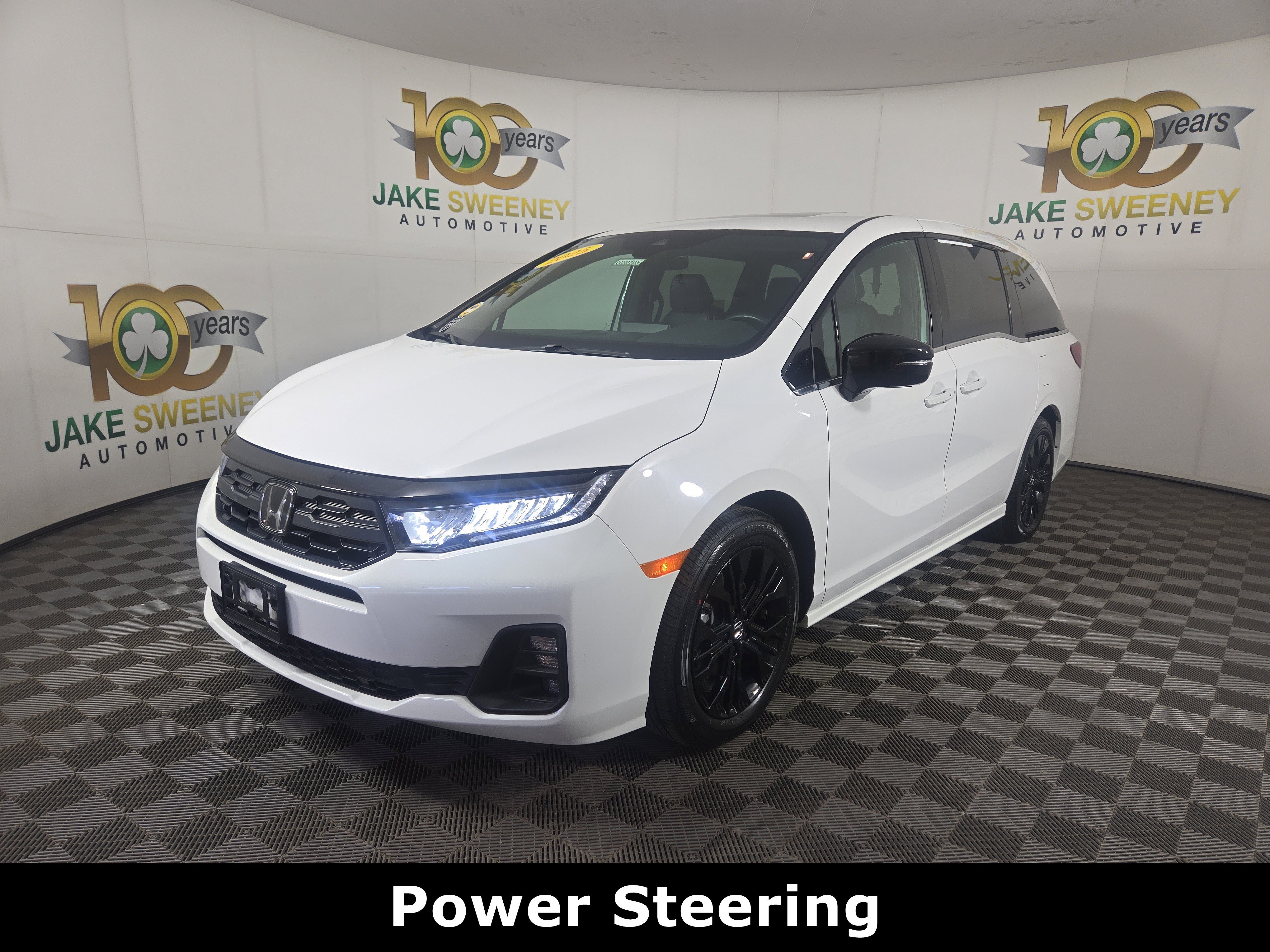 Used 2025 Honda Odyssey Sport-L image 3