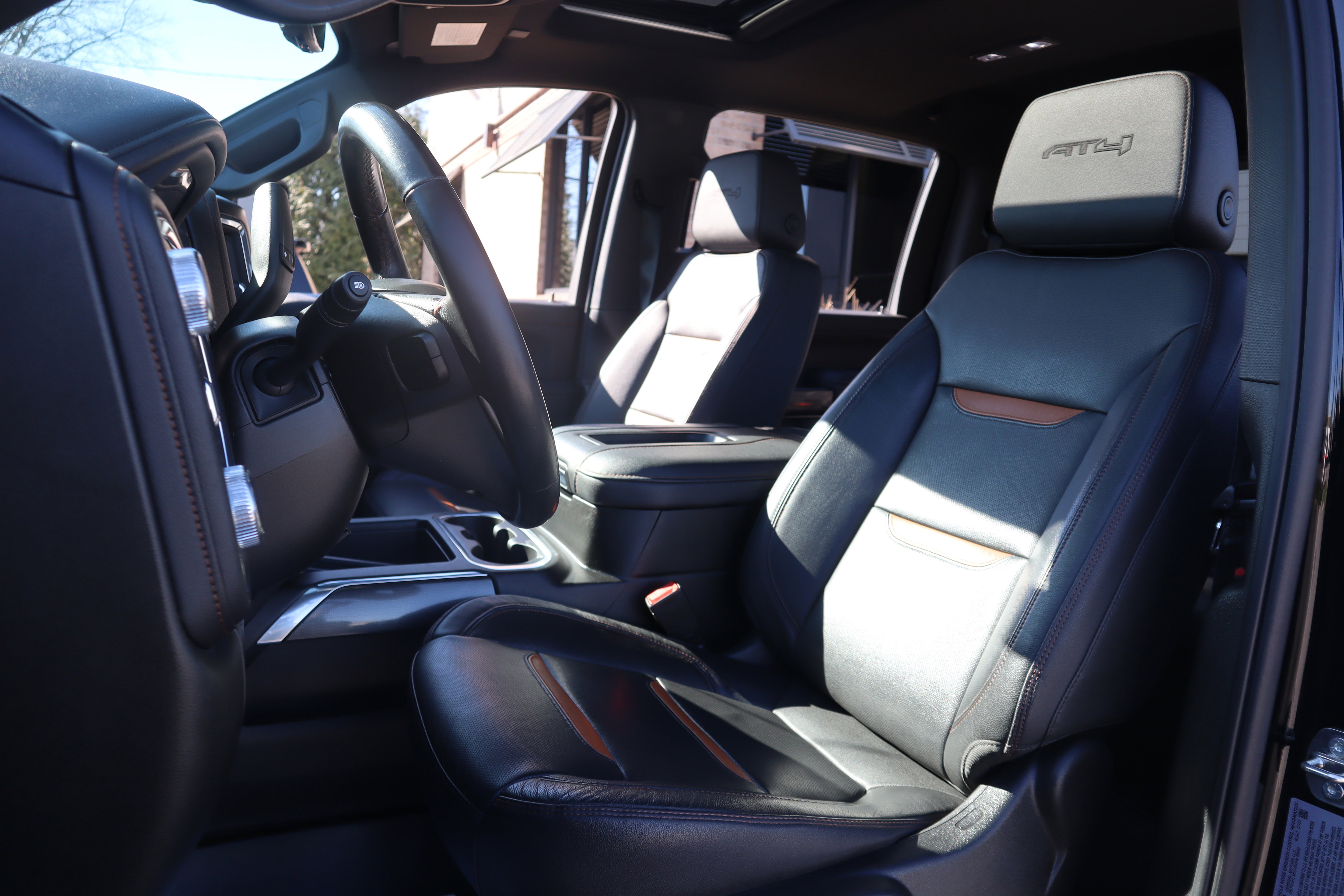 Used 2022 GMC Sierra 2500 AT4 w/ AT4 Premium Plus Package image 33