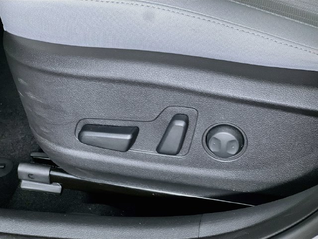 Used 2023 Hyundai Kona SEL AWD/4WD image 11