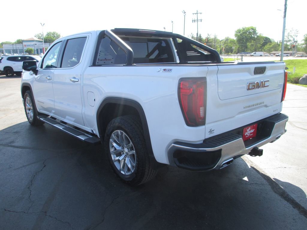 Used 2022 GMC Sierra 1500 SLT w/ SLT Premium Package AWD/4WD image 10