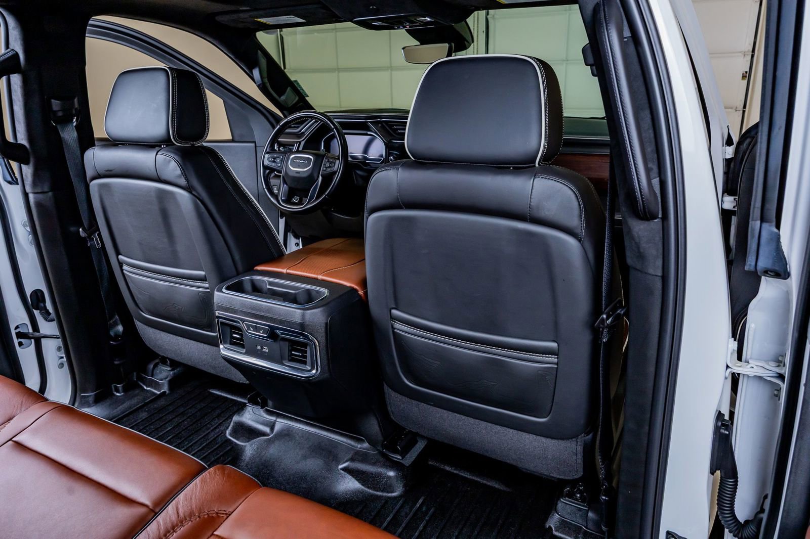 Used 2024 GMC Sierra 1500 Denali Ultimate image 30