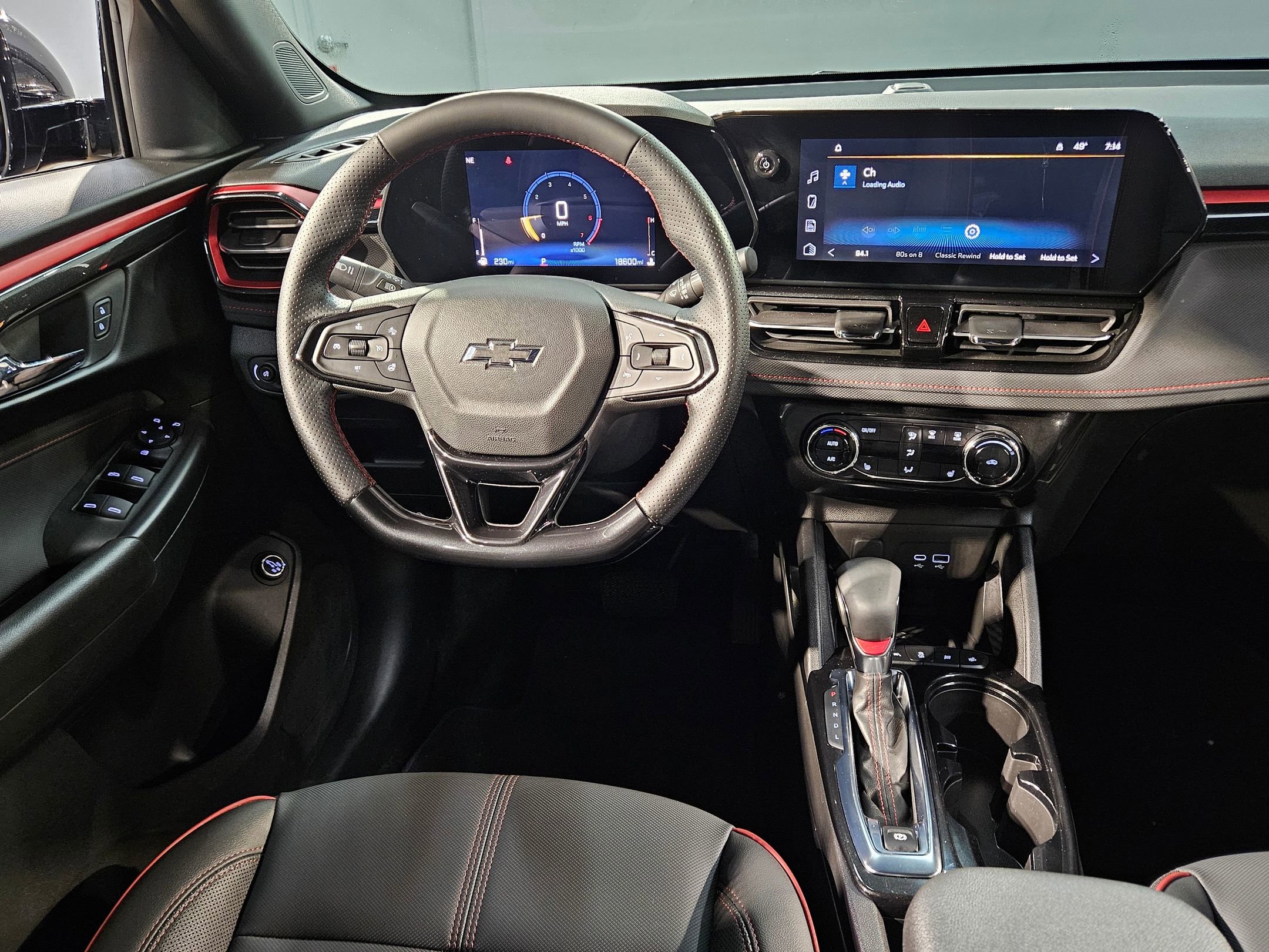 Used 2025 Chevrolet TrailBlazer RS w/ Convenience Package image 9