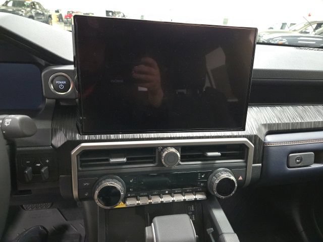 New 2026 Toyota 4Runner Platinum AWD/4WD image 27