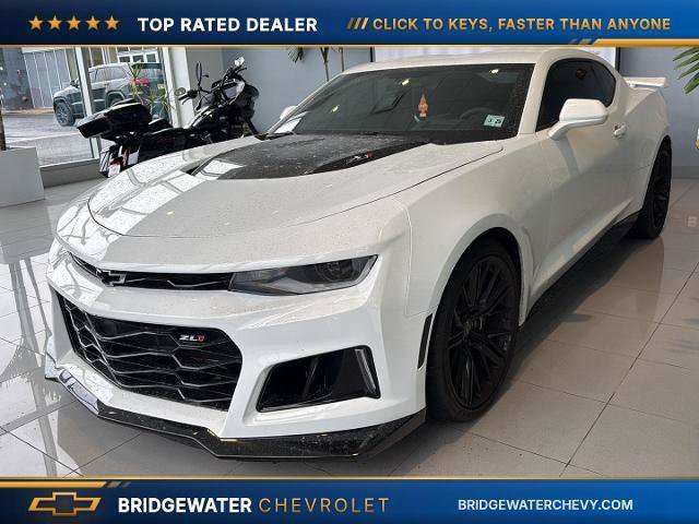 Used 2020 Chevrolet Camaro ZL1 RWD image 2