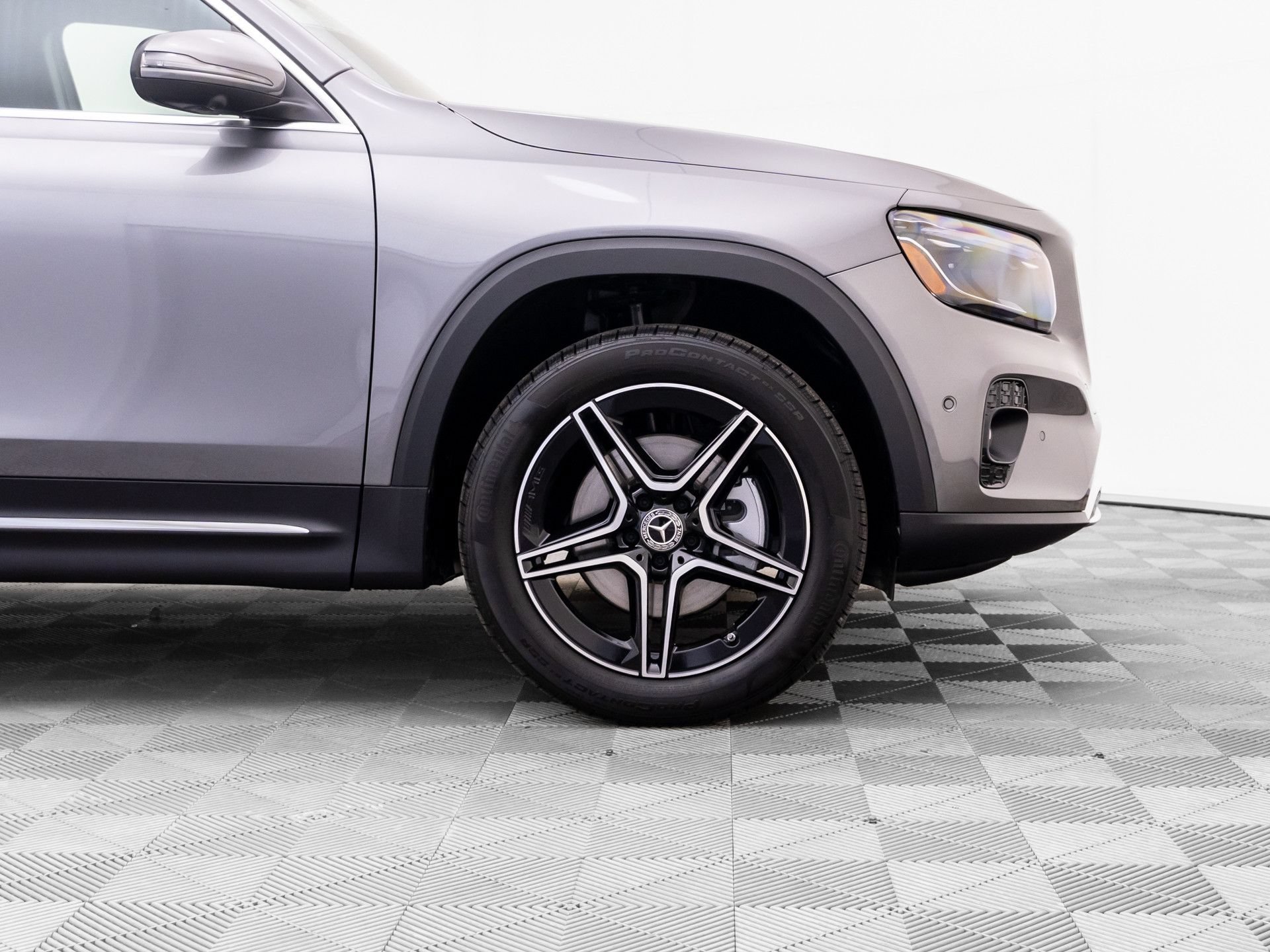 New 2026 Mercedes-Benz GLB 250 4MATIC image 30