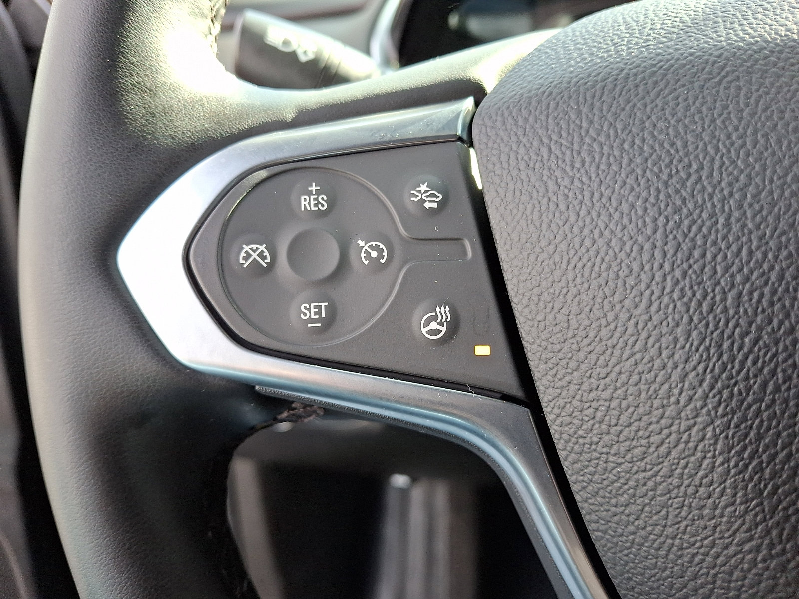 Certified 2023 Chevrolet Traverse LT image 22