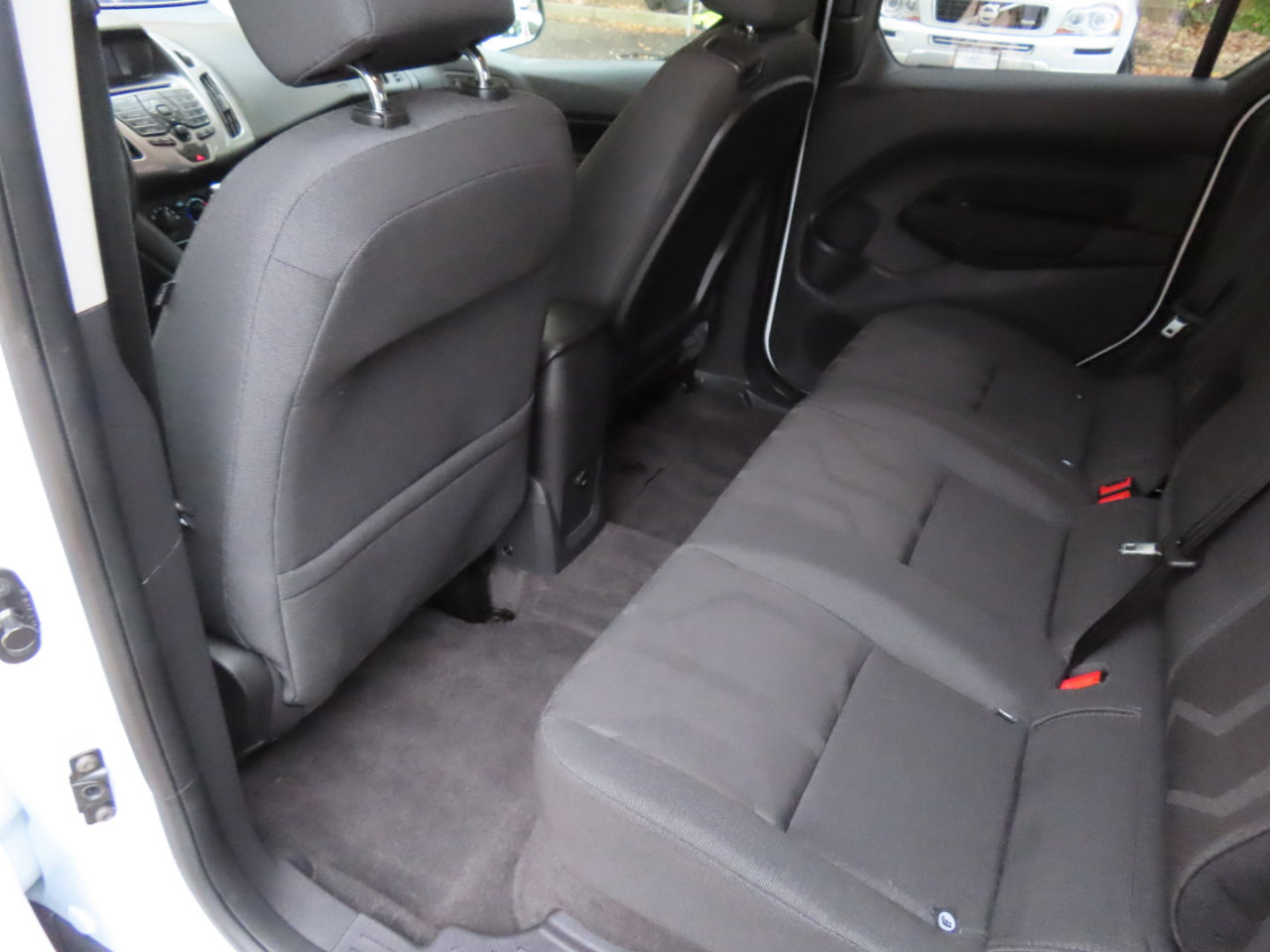 Used 2016 Ford Transit Connect XLT image 12