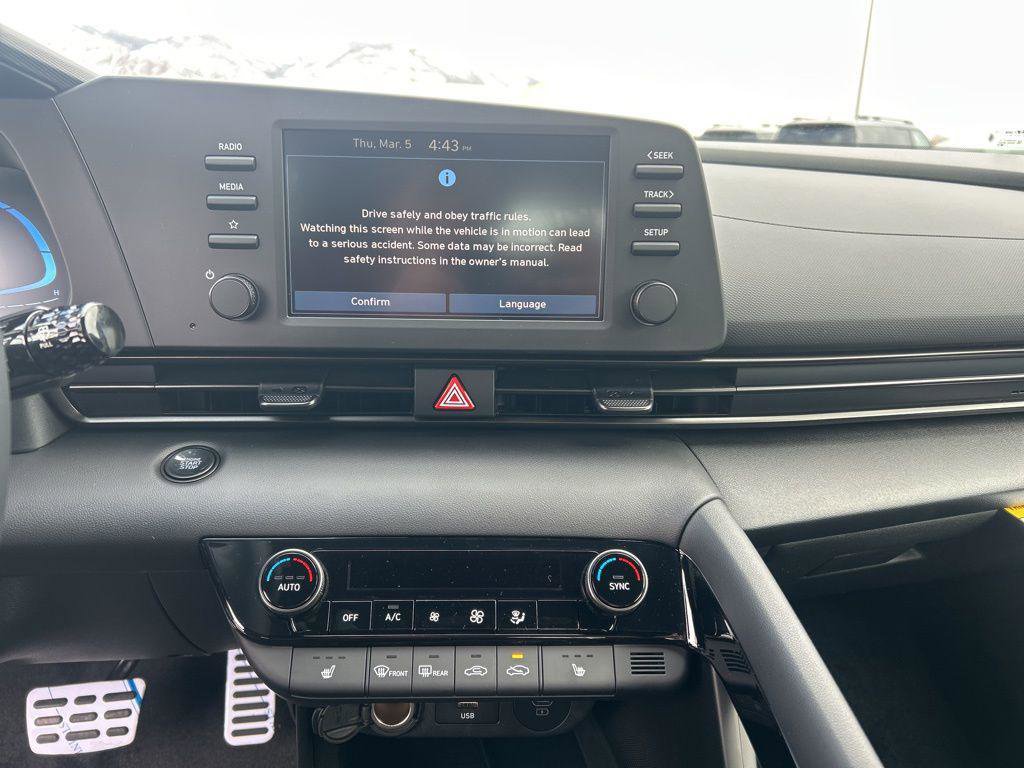 New 2026 Hyundai Elantra SEL Sport Premium image 19