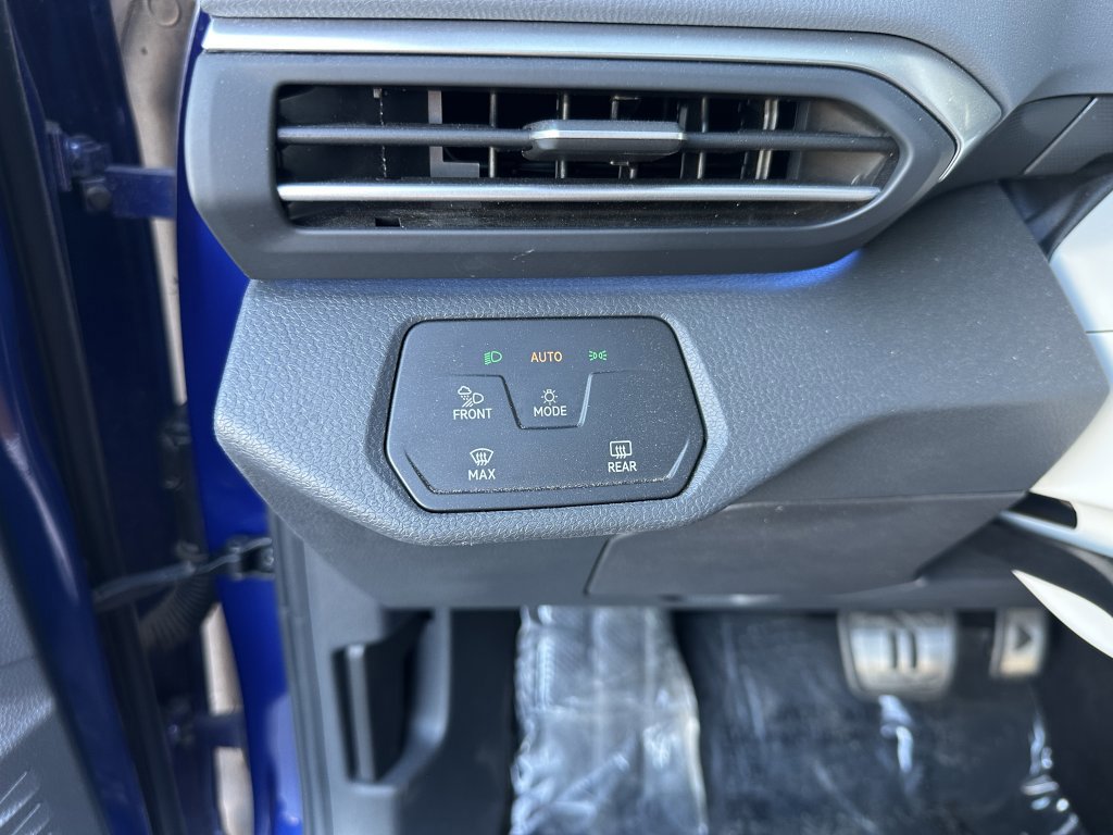 Used 2021 Volkswagen ID.4 1st Edition image 33