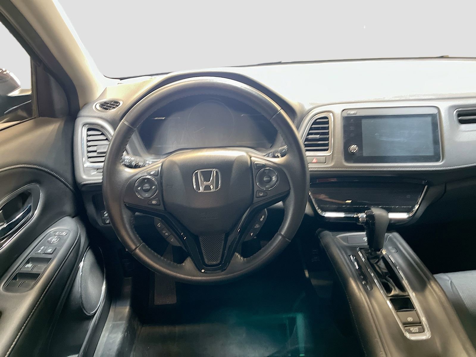 Used 2021 Honda HR-V EX-L image 21
