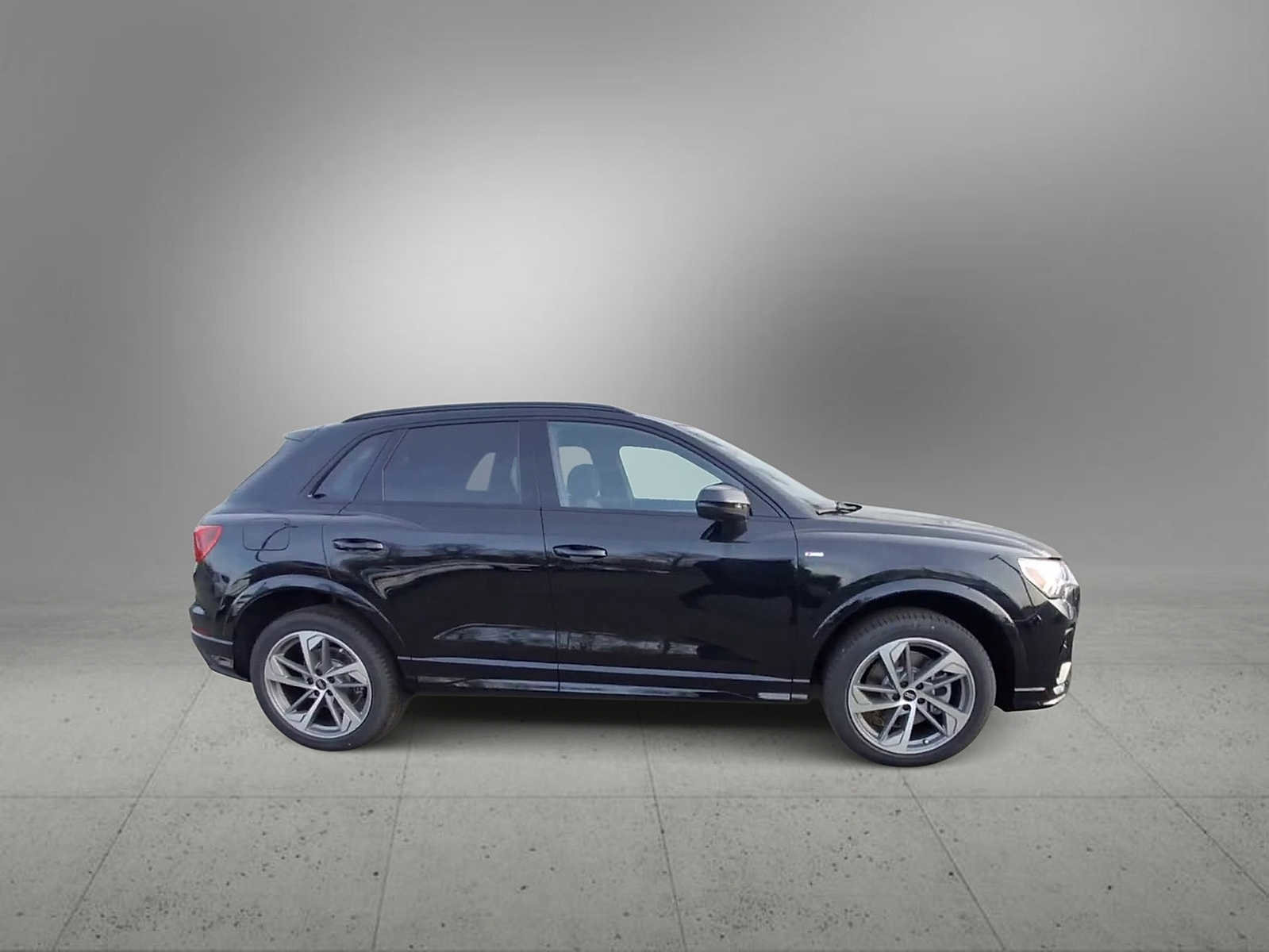 New 2025 Audi Q3 2.0T Premium image 9