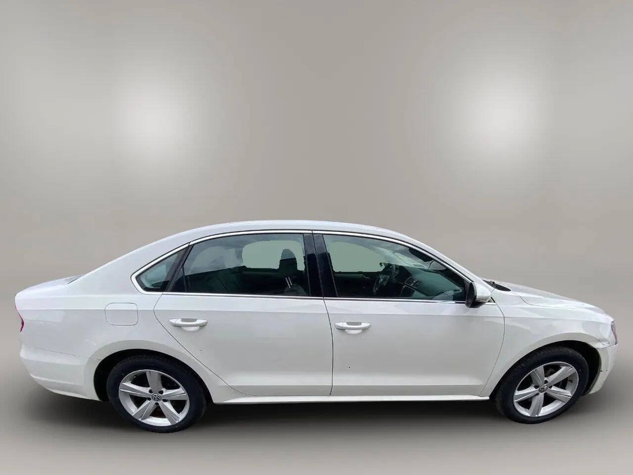 Used 2012 Volkswagen Passat 2.5 SE FWD image 7