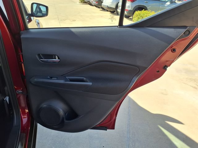 Used 2024 Nissan Kicks SV w/ Interior Electronics Package FWD image 18