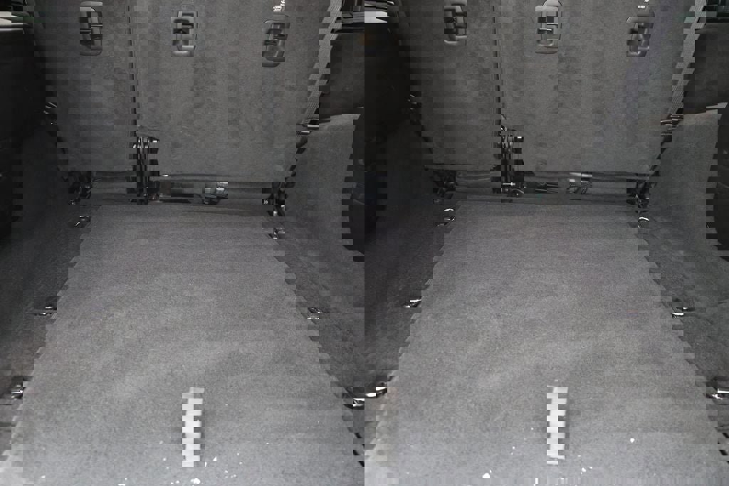 Used 2024 Jeep Wrangler Sport S image 27