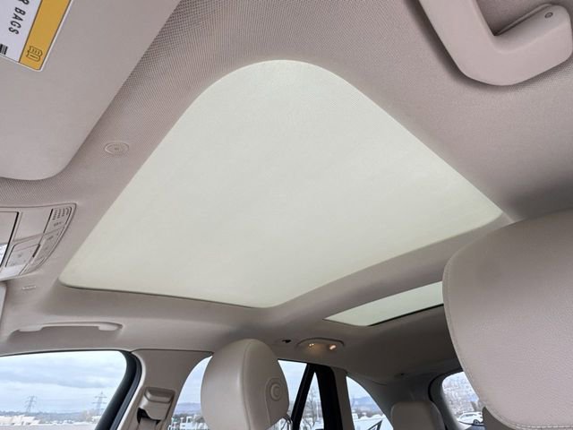 Used 2020 Mercedes-Benz GLC 300 4MATIC w/ Multimedia Package image 18