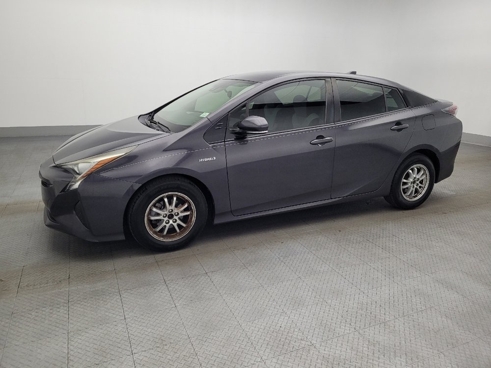 Used 2017 Toyota Prius Two image 2