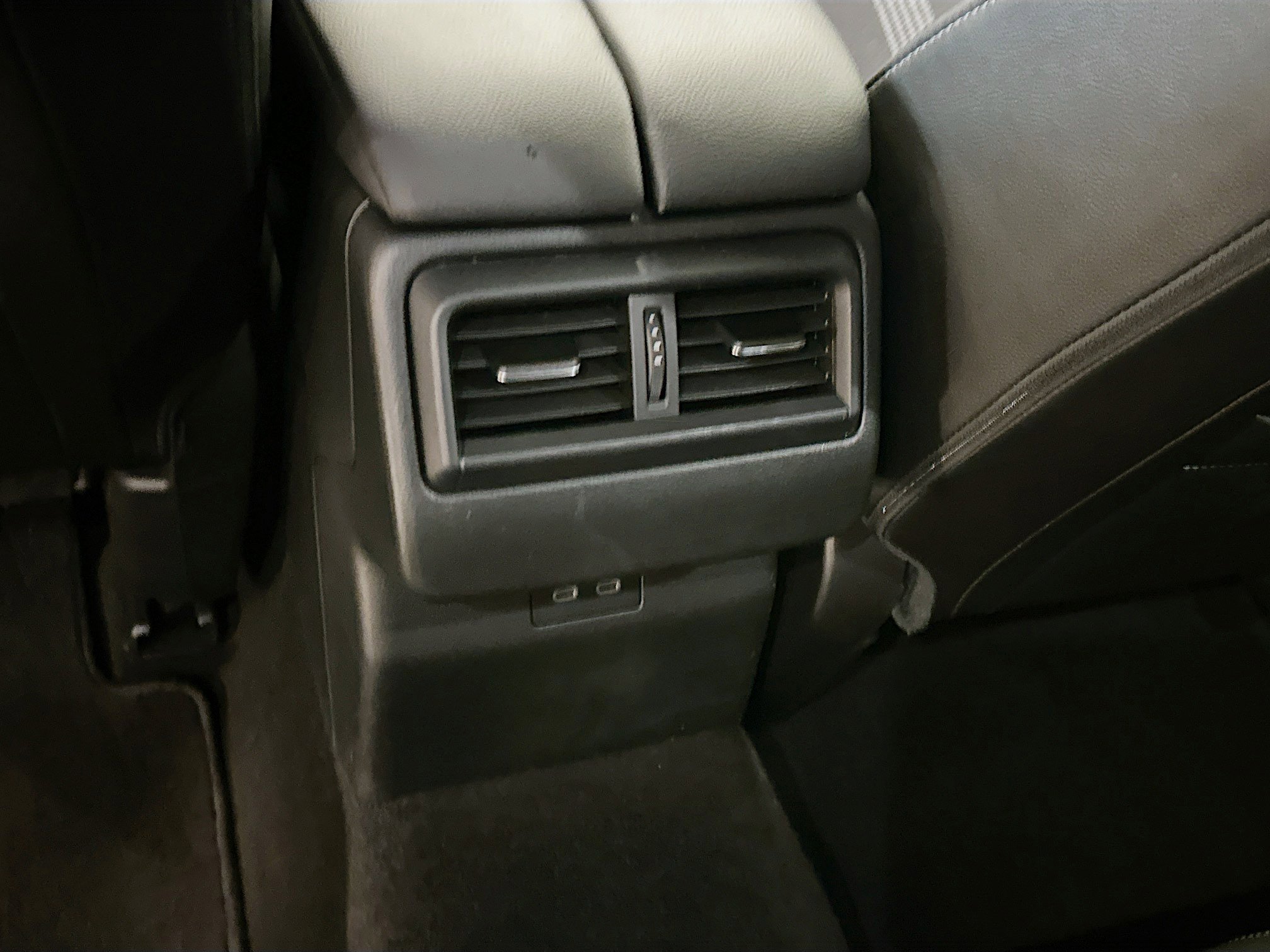 Used 2025 MAZDA CX-50 AWD 2.5 S w/ Premium Package image 29