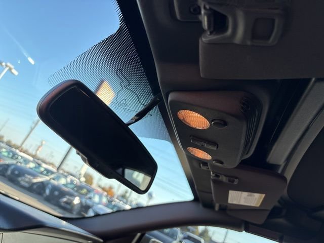 Used 2010 Ford Mustang GT image 28