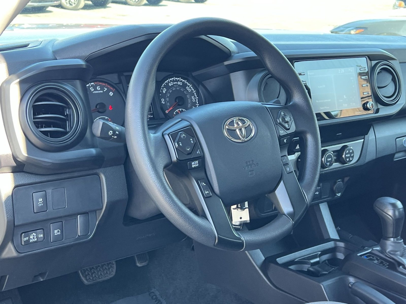 Used 2023 Toyota Tacoma SR image 14