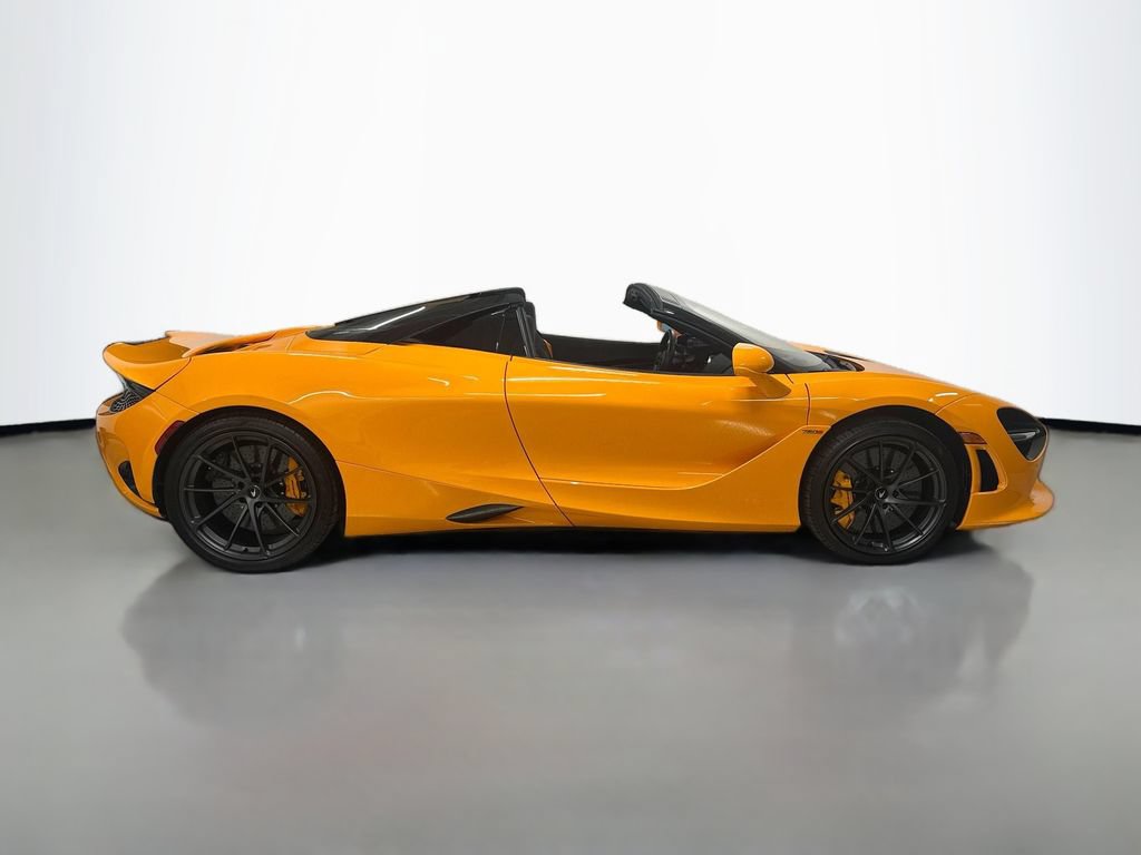 Used 2025 McLaren 750S Spider RWD image 8