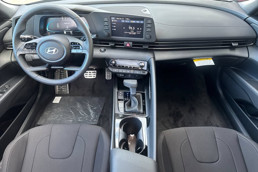 New 2026 Hyundai Elantra SEL Sport Premium w/ Cargo Package FWD image 13