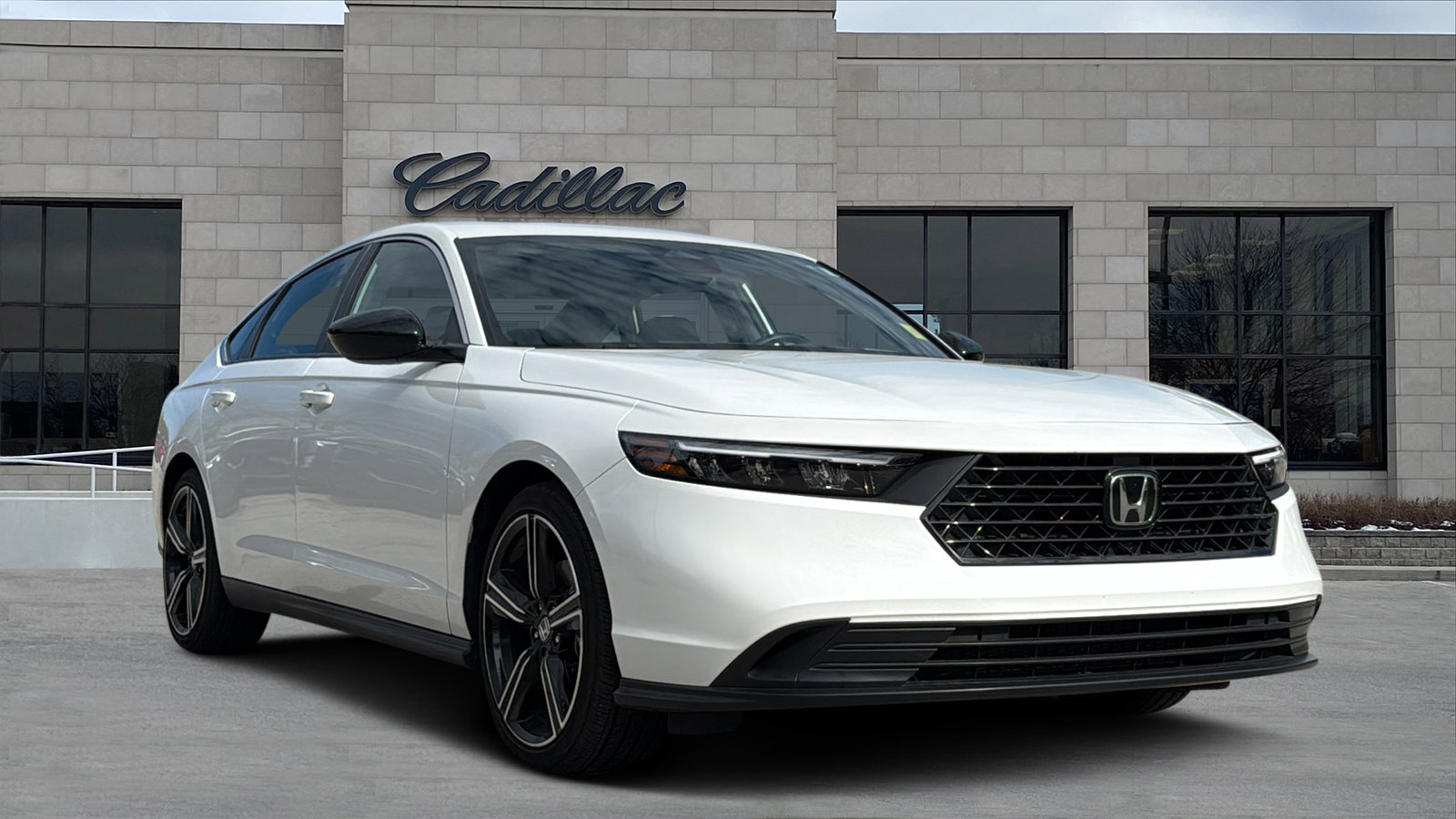 Used 2024 Honda Accord Sport image 1