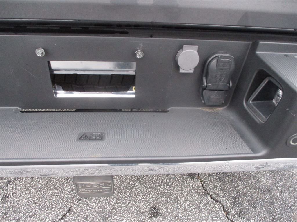 Used 2024 Ford F150 XLT image 5