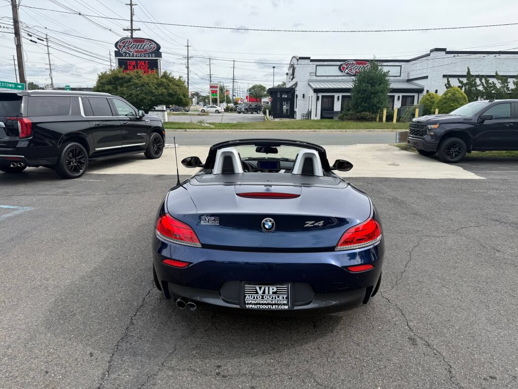 Used 2013 BMW Z4 sDrive28i RWD image 14