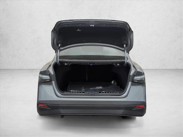 New 2026 Nissan Sentra SL w/ Floor Mat Package image 9