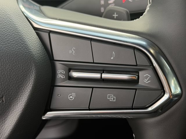 New 2026 Chevrolet Traverse LT w/ Midnight/Sport Edition FWD image 24