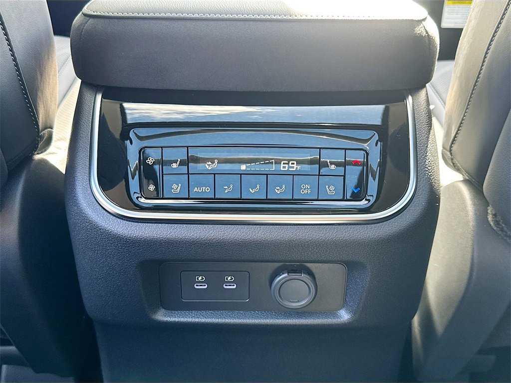 New 2026 INFINITI QX80 Luxe w/ Exterior Package image 27