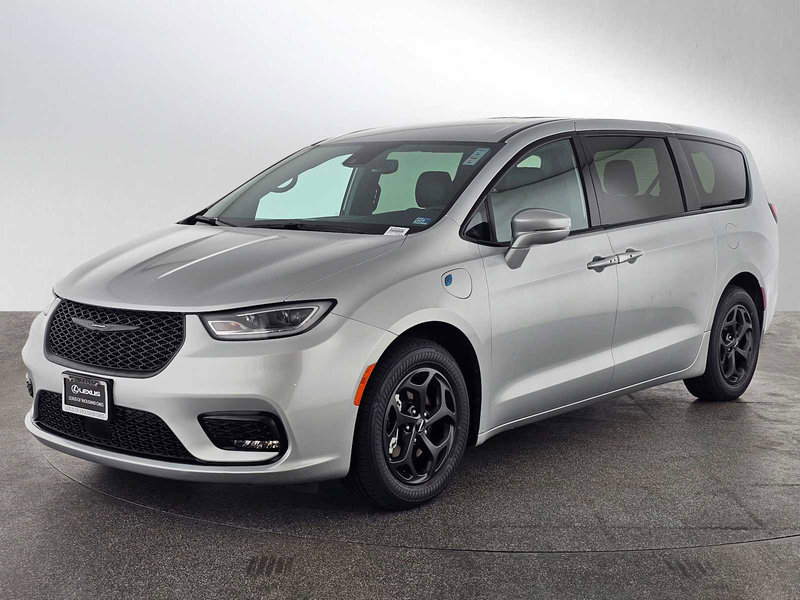 Used 2022 Chrysler Pacifica Touring-L w/ S Appearance Package FWD image 7