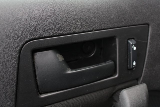 Used 2009 Ford Focus SE image 3