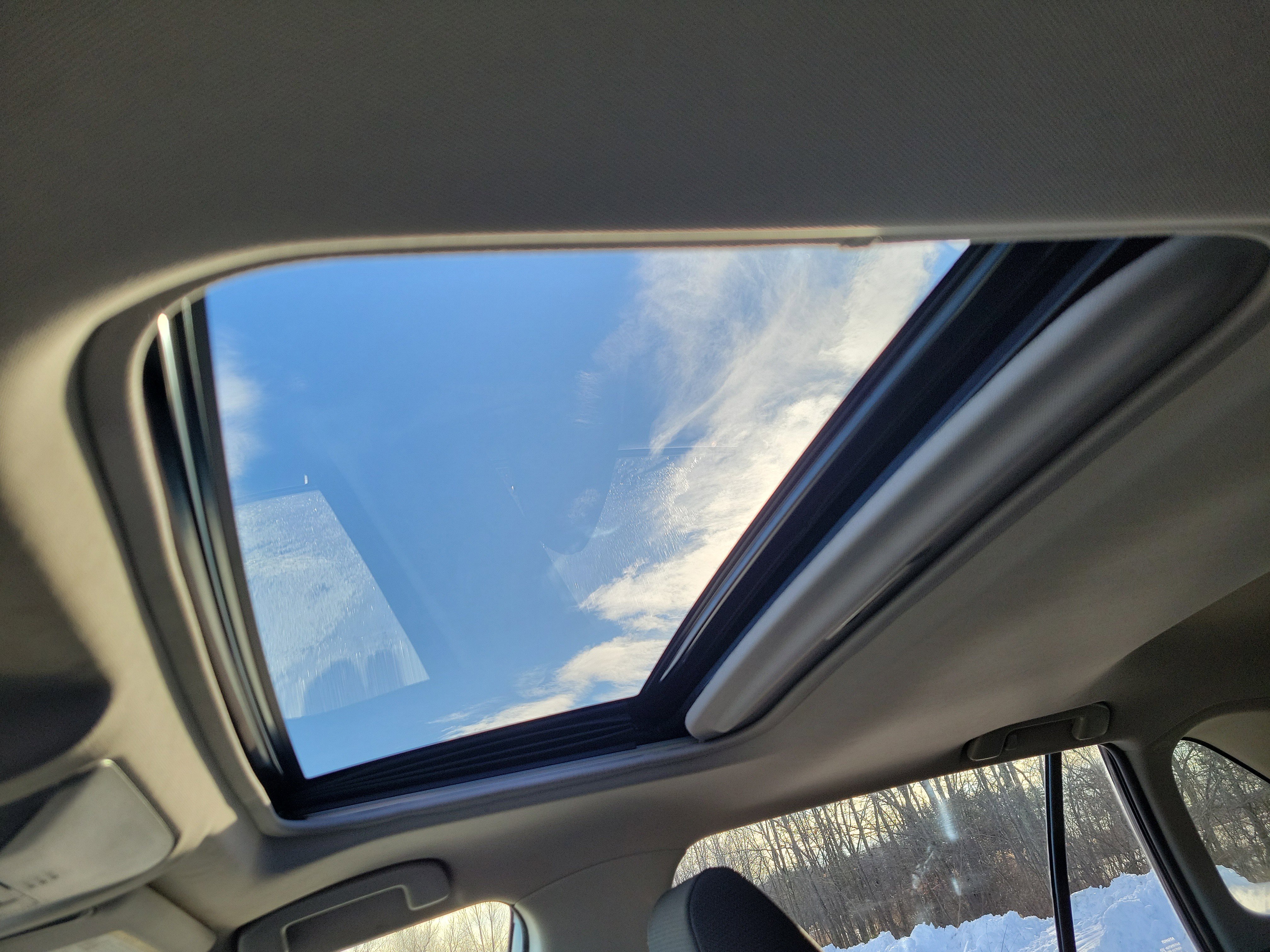 Used 2019 Toyota RAV4 XLE image 27