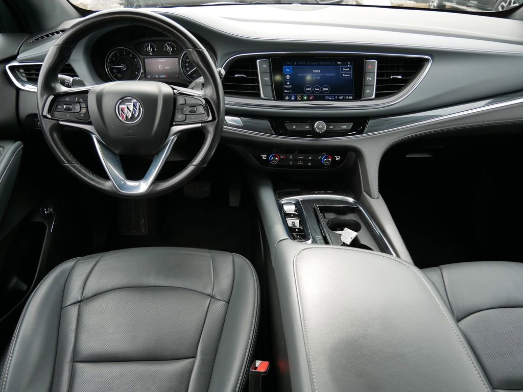 Used 2023 Buick Enclave Essence AWD/4WD image 19
