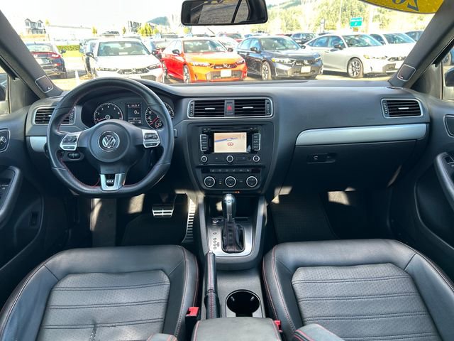Used 2014 Volkswagen Jetta GLI Autobahn image 12