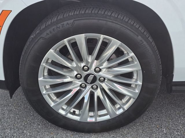 Used 2026 Cadillac Escalade Luxury w/ Touring Package RWD image 9
