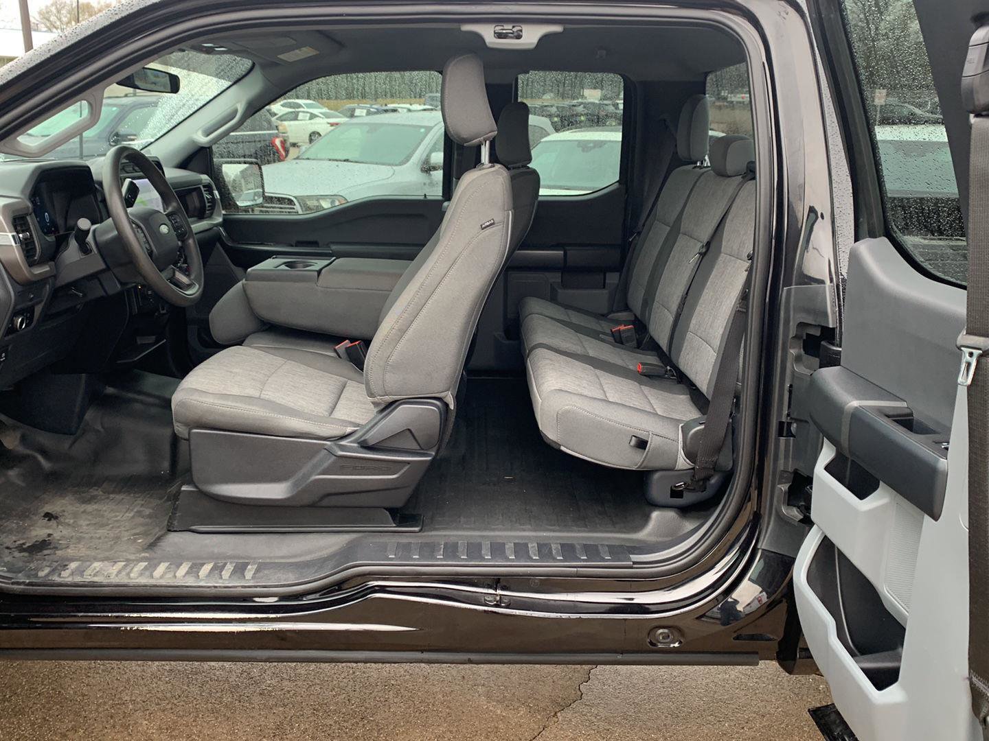 Used 2024 Ford F150 XL image 31