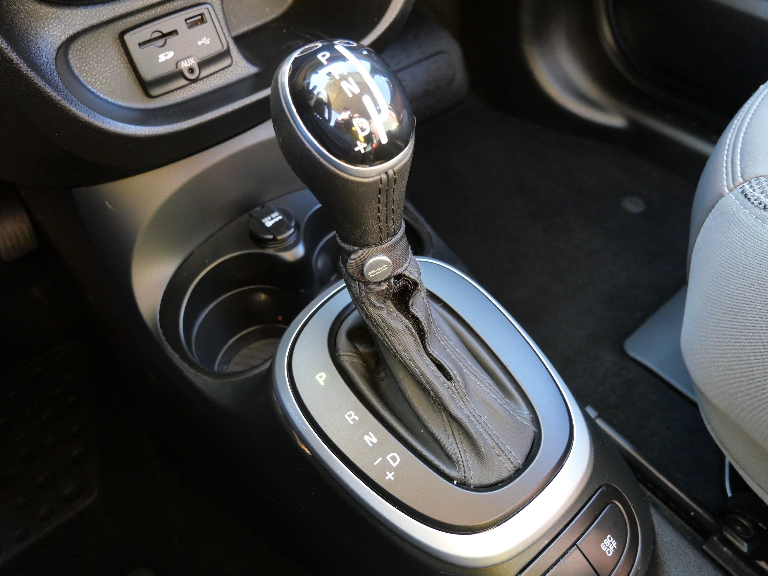 Used 2014 FIAT 500L Trekking FWD image 24