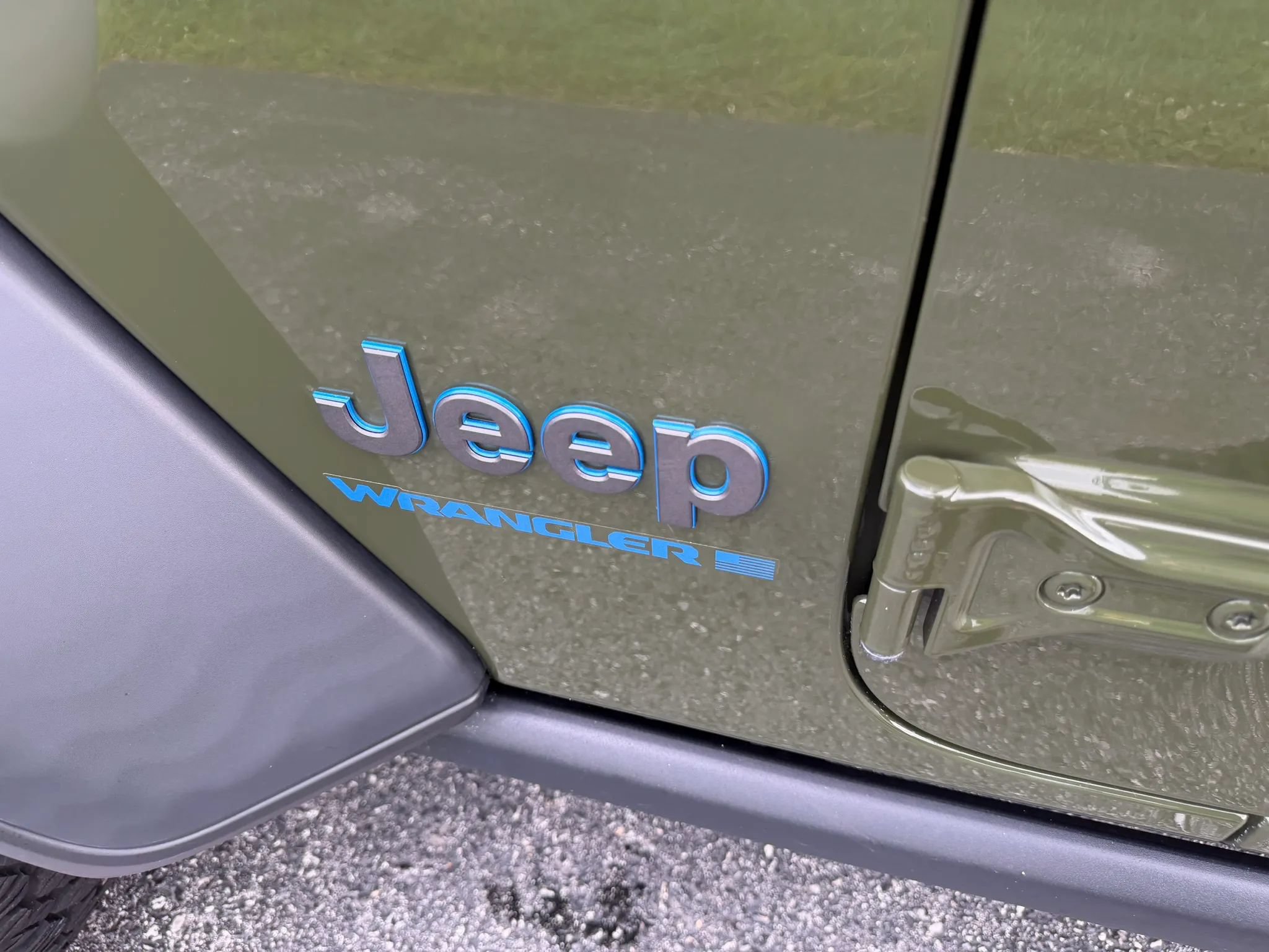 Used 2024 Jeep Wrangler Unlimited AWD/4WD image 43
