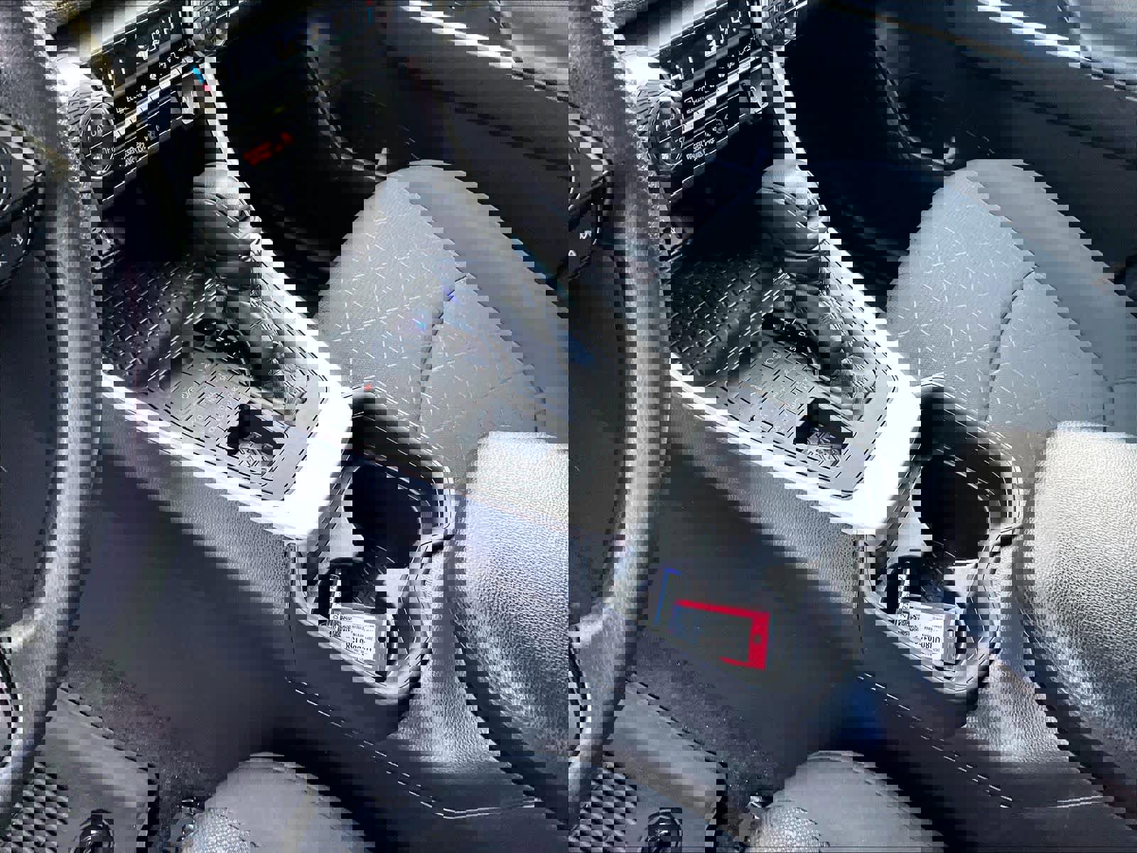 Used 2021 Toyota RAV4 XLE image 20