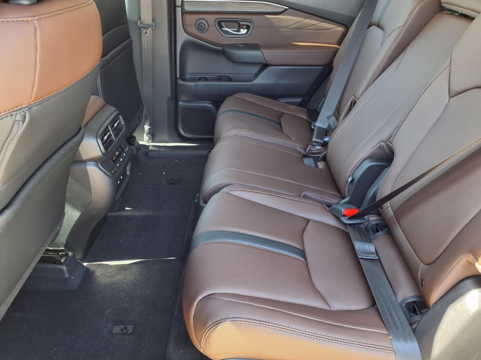 New 2026 Honda Pilot Touring image 10