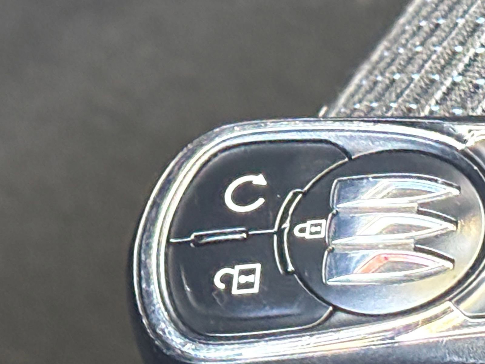 Used 2025 Buick Envista Preferred image 25