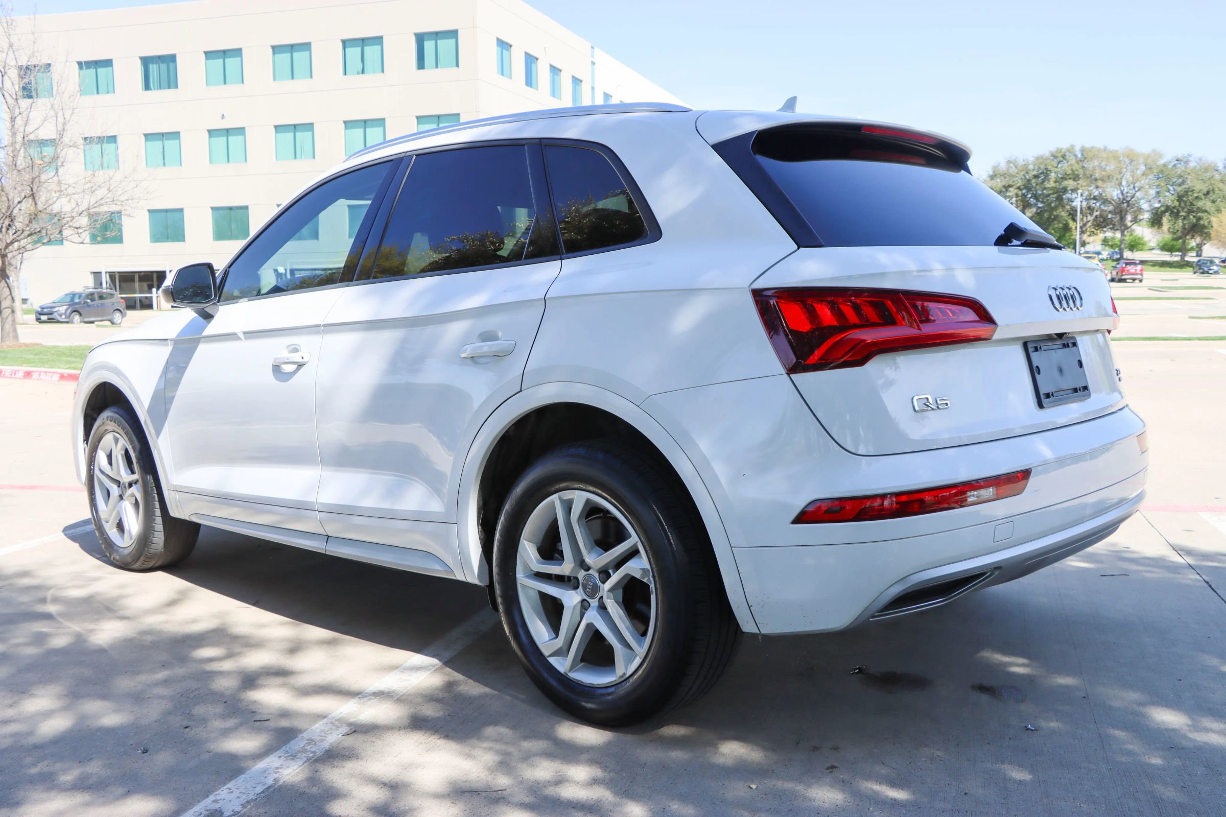 Used 2018 Audi Q5 2.0T Premium image 5