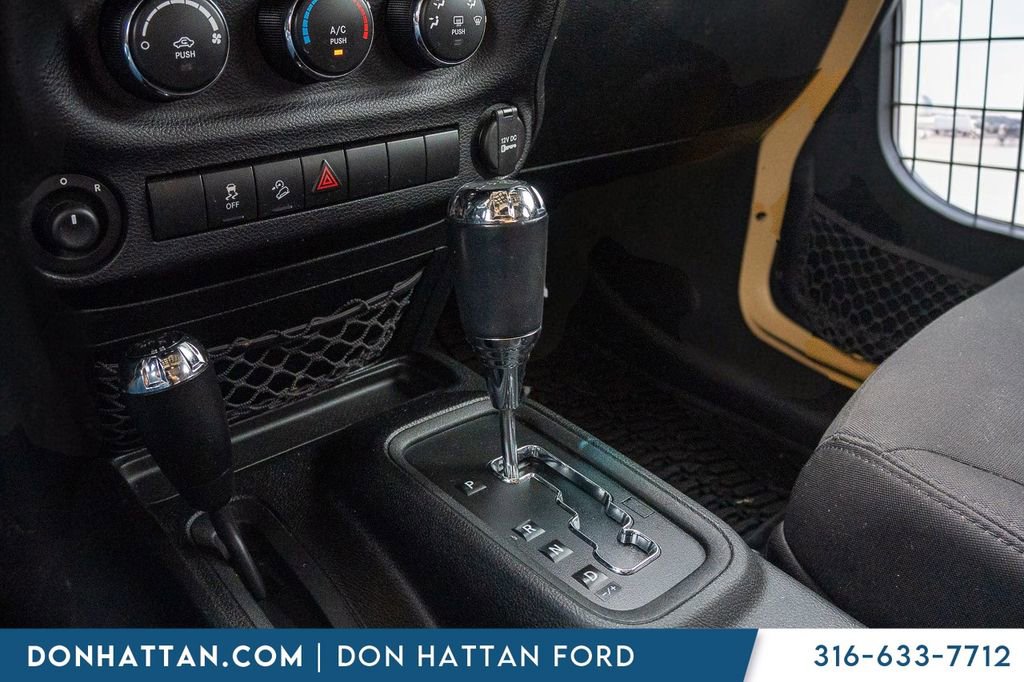 Used 2013 Jeep Wrangler Unlimited Sport AWD/4WD image 10