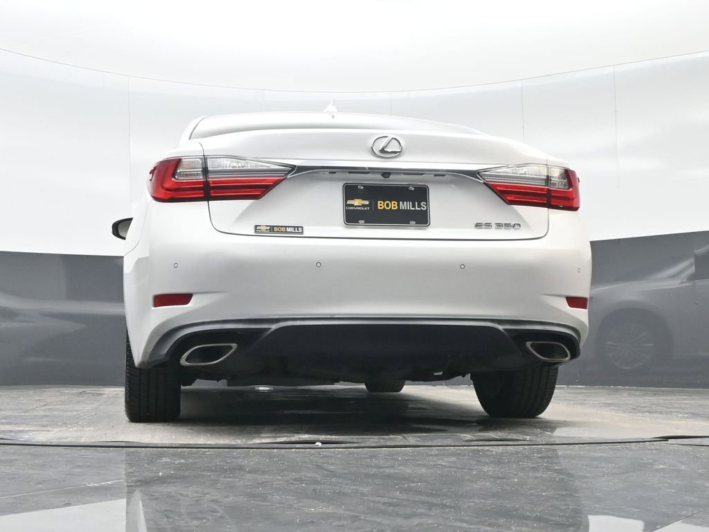 Used 2016 Lexus ES 350 w/ Premium Package w/Wood Trim image 29