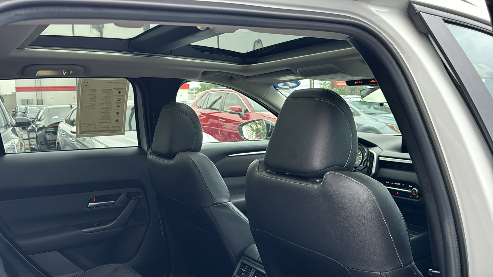 Certified 2025 MAZDA CX-50 AWD 2.5 S w/ Premium Package image 21